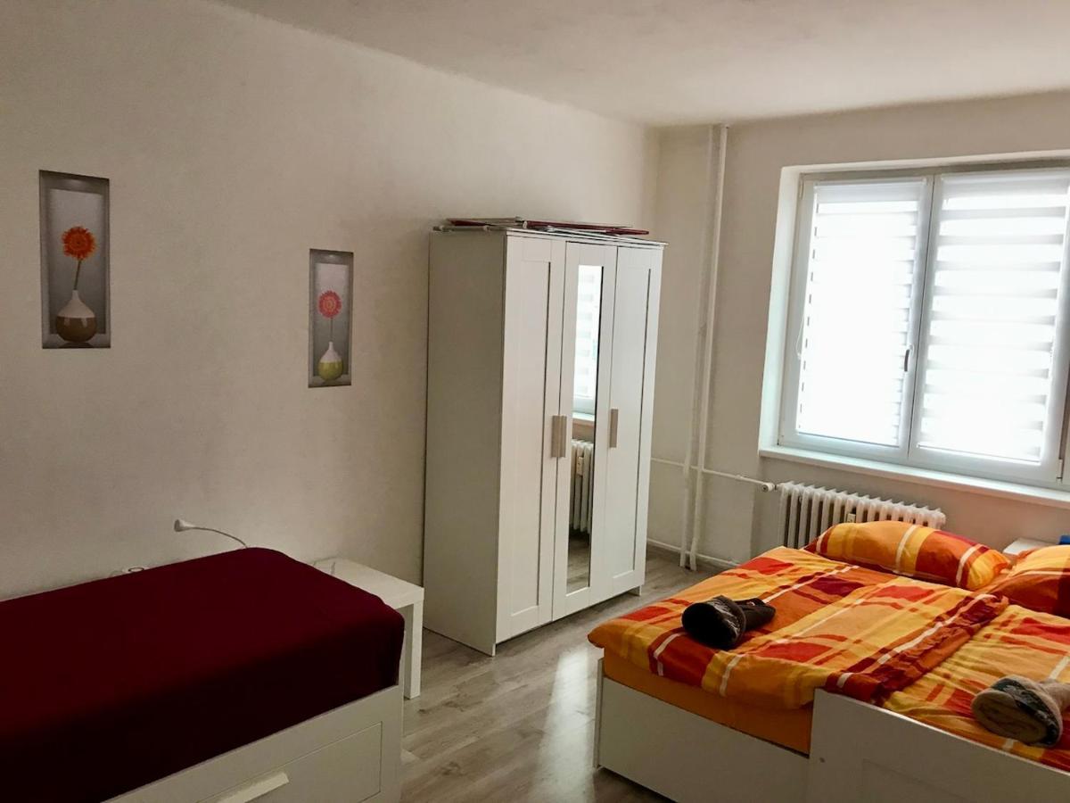 Byt V Blizkosti Centra Klášterec nad Ohří Exterior foto